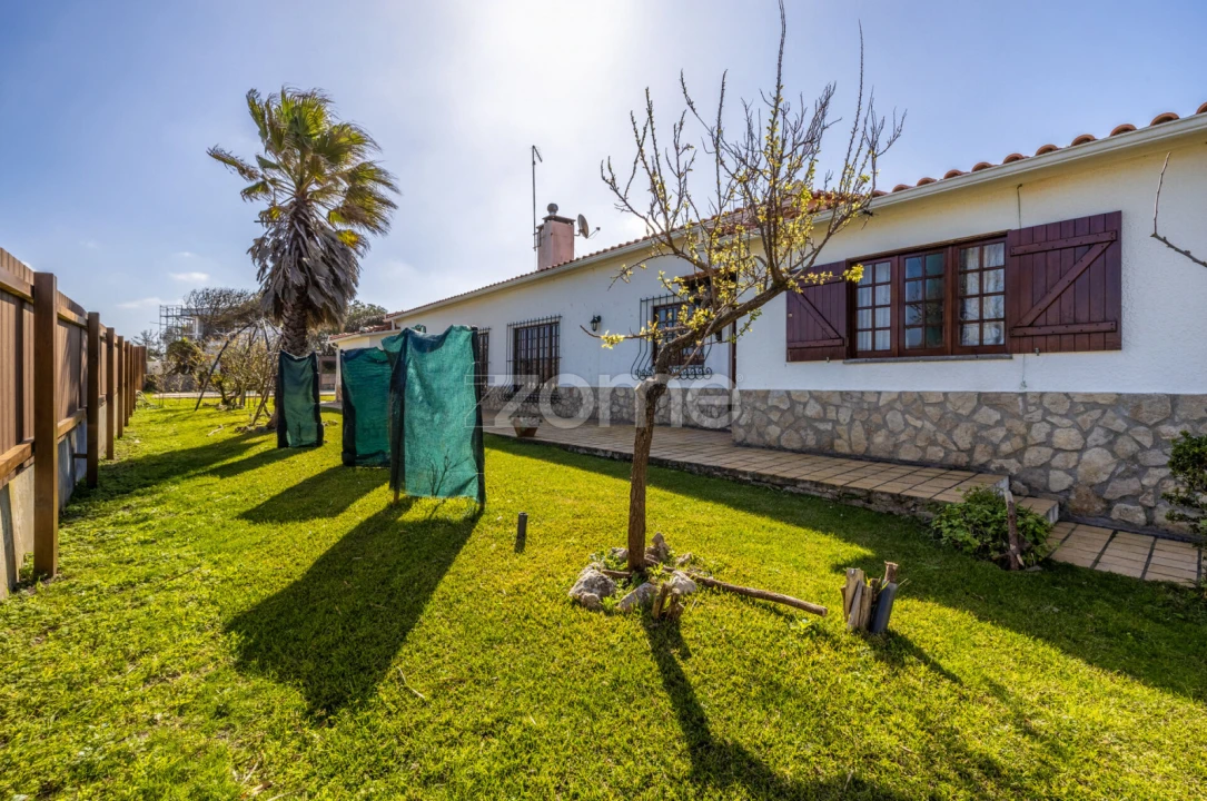 Moradia T5 para Venda em Vau Foto 56