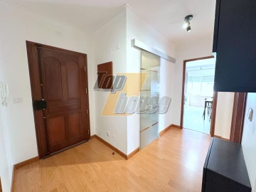 Apartamento T2 para Arrendamento em Corroios
