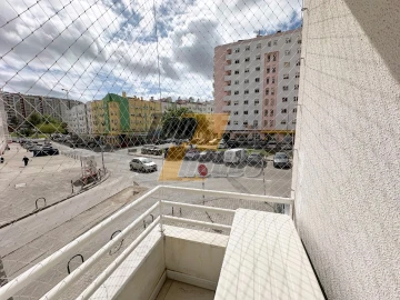 Apartamento T2 para Arrendamento em Corroios