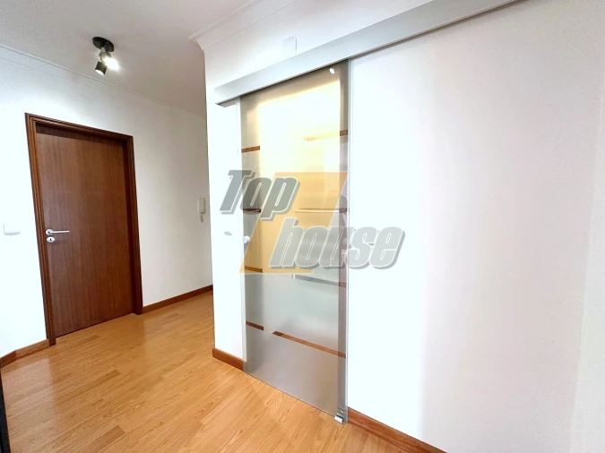 Apartamento T2 para Arrendamento em Corroios Foto 15