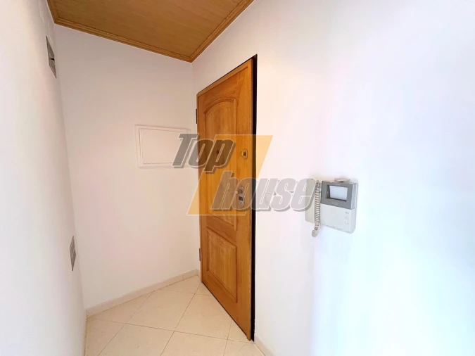 Apartamento T2 para Arrendamento em Quinta do Conde Foto 16
