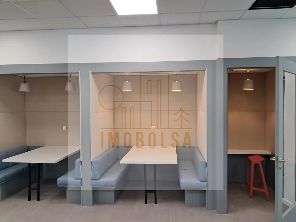 Prédio para Arrendamento em Ribeirão Foto 2