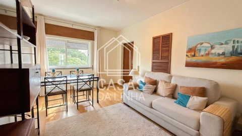 Apartamento T1 para Arrendamento em Carcavelos e Parede