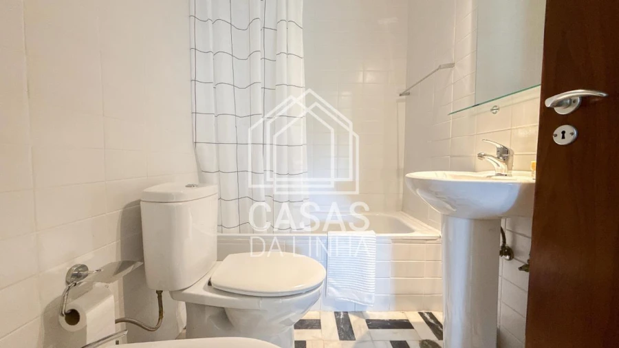 Apartamento T1 para Arrendamento em Carcavelos e Parede Foto 6