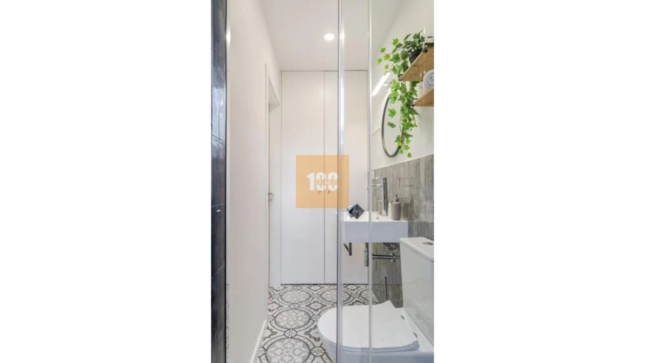 Apartamento T1 para Arrendamento em Cedofeita, Santo Ildefonso, Sé, Miragaia, São Nicolau e Vitória Foto 22