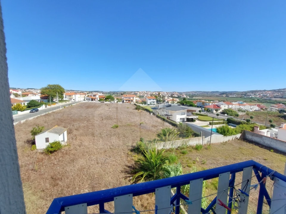 Apartamento T3 para Venda em Lourinhã e Atalaia Foto 5