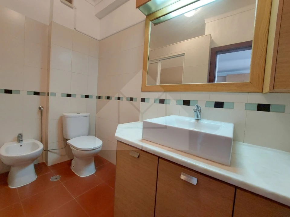 Apartamento T3 para Venda em Lourinhã e Atalaia Foto 9