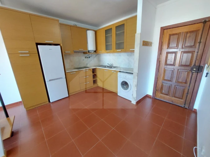 Apartamento T3 para Venda em Lourinhã e Atalaia Foto 2