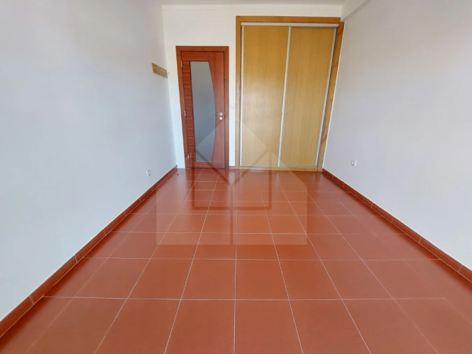 Apartamento T3 para Venda em Lourinhã e Atalaia Foto 8