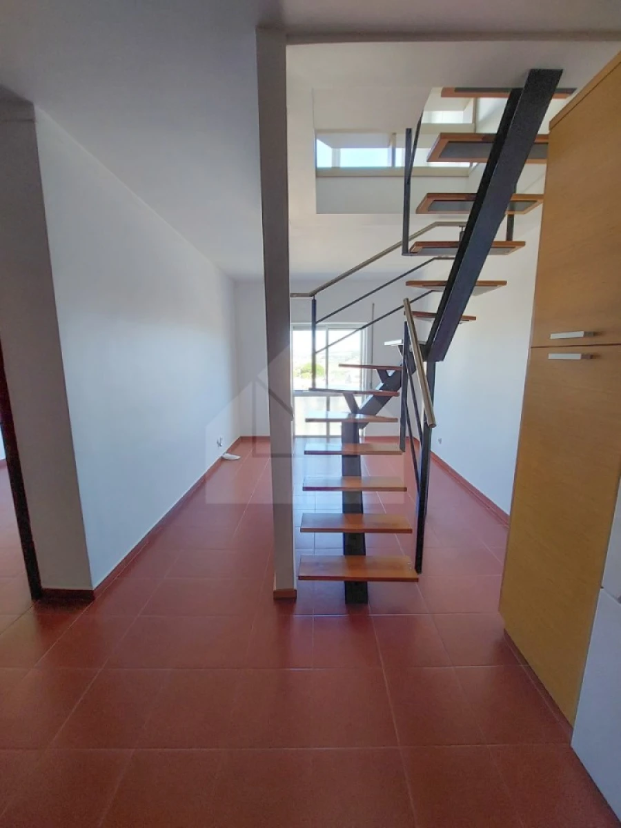 Apartamento T3 para Venda em Lourinhã e Atalaia Foto 13