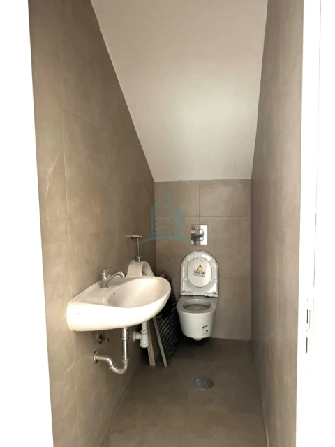 Loja para Arrendamento em Cedofeita, Santo Ildefonso, Sé, Miragaia, São Nicolau e Vitória