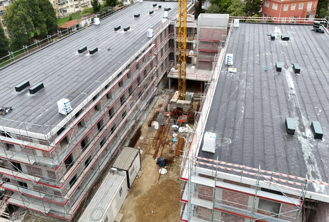 Apartamento T1 para Venda em Paranhos Foto 5