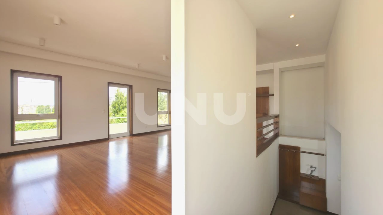 Moradia T3 para Venda em Avanca Foto 9