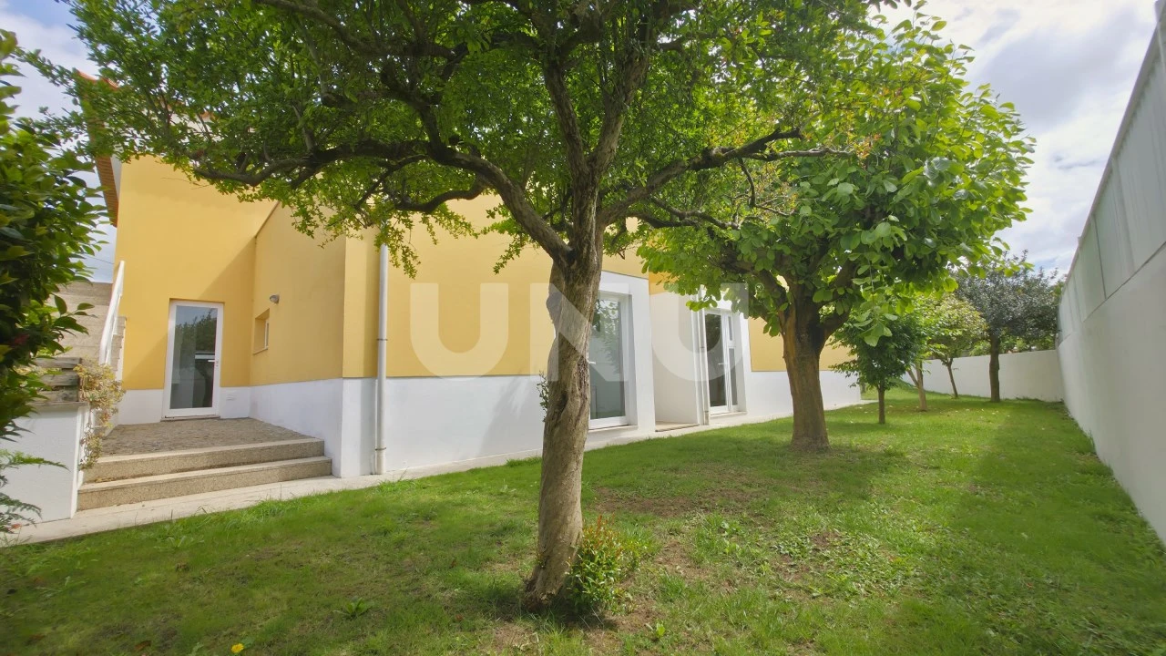 Moradia T3 para Venda em Avanca Foto 38