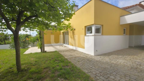 Moradia T3 para Venda em Avanca