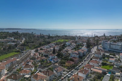 Moradia T3 para Venda em Oeiras e São Julião da Barra, Paço de Arcos e Caxias
