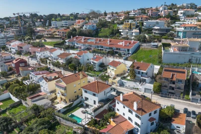 Moradia T3 para Venda em Oeiras e São Julião da Barra, Paço de Arcos e Caxias
