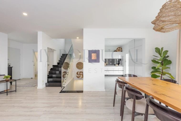 Moradia T3 para Venda em Oeiras e São Julião da Barra, Paço de Arcos e Caxias Foto 12