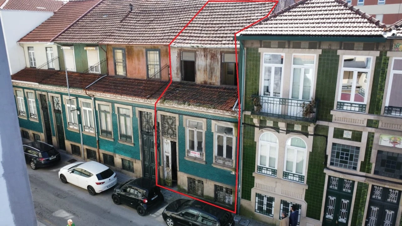 Moradia T3 para Venda em Paranhos Foto 1