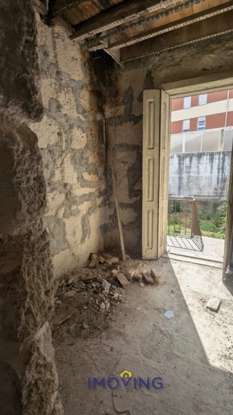 Moradia T3 para Venda em Paranhos