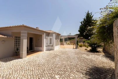 Moradia T3 para Venda em Lagoa e Carvoeiro