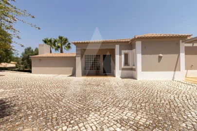 Moradia T3 para Venda em Lagoa e Carvoeiro