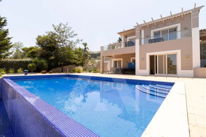 Moradia T3 para Venda em Lagoa e Carvoeiro