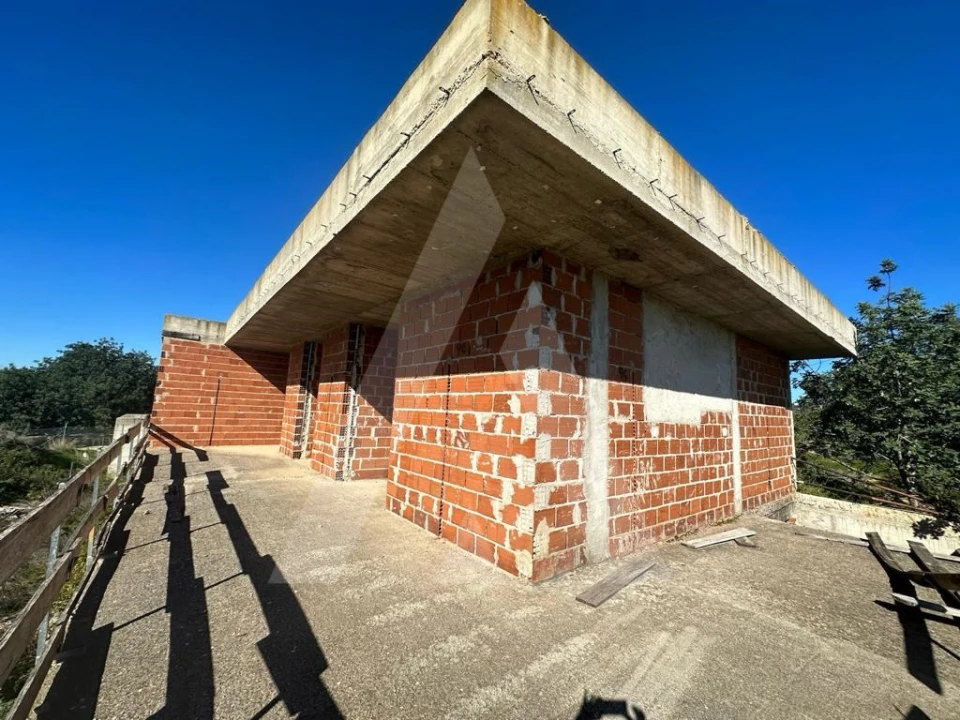 Moradia T4 para Venda em Pechão Foto 11