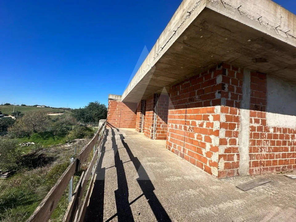 Moradia T4 para Venda em Pechão Foto 10