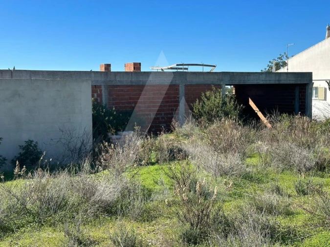 Moradia T4 para Venda em Pechão Foto 32