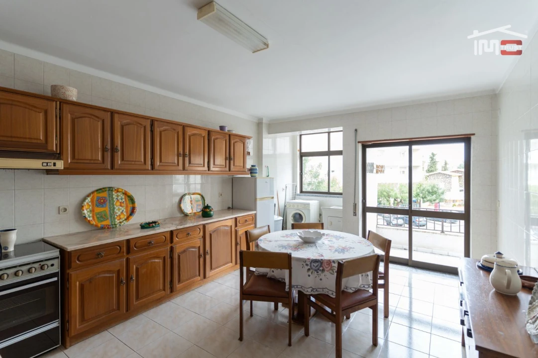 Apartamento T3 para Venda em Fatima Foto 2