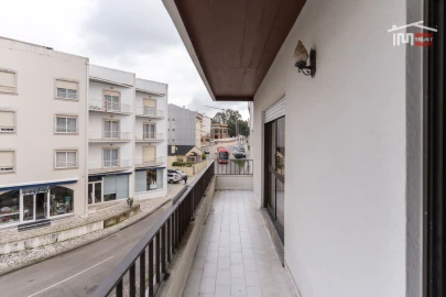 Apartamento T3 para Venda em Fatima