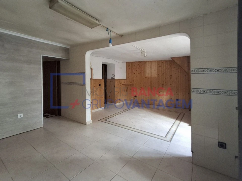 Moradia T3 para Venda em Santa Maria, São Pedro e Sobral da Lagoa Foto 12