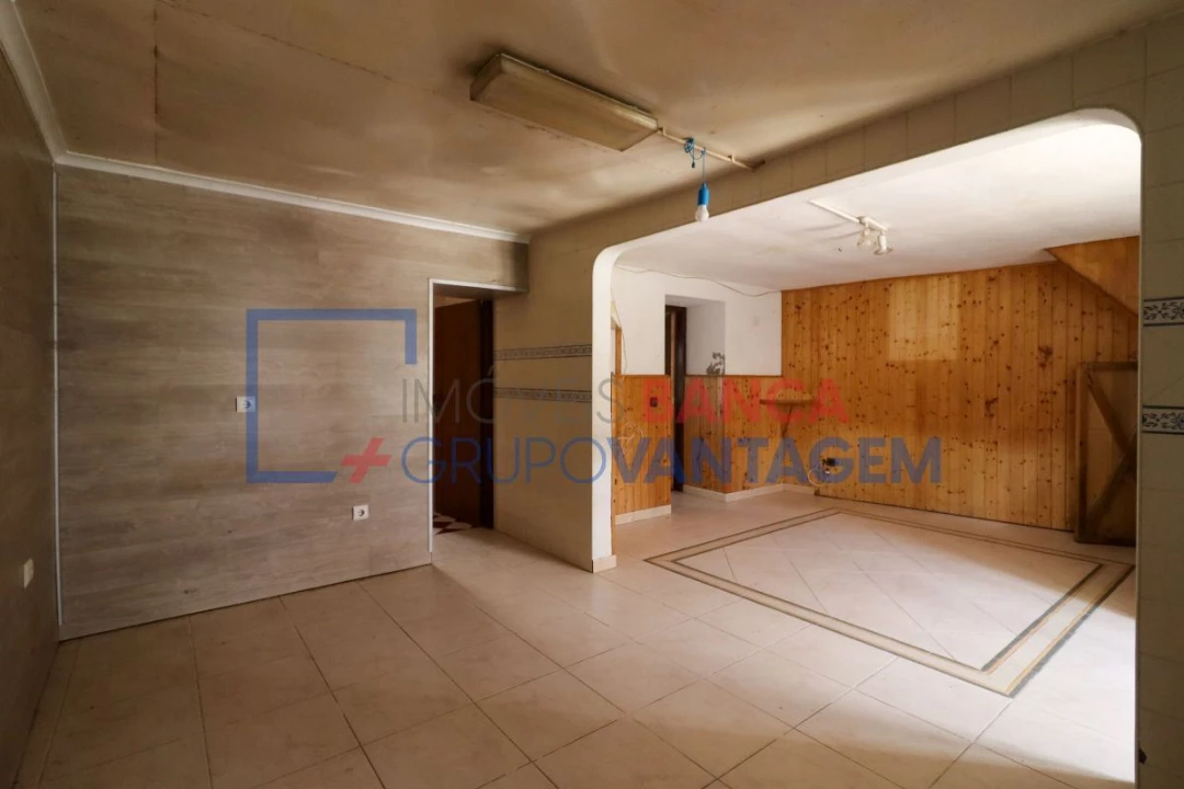 Moradia T2 para Venda em Santa Maria, São Pedro e Sobral da Lagoa Foto 5