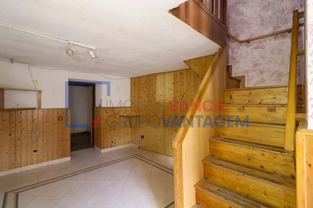 Moradia T2 para Venda em Santa Maria, São Pedro e Sobral da Lagoa Foto 9