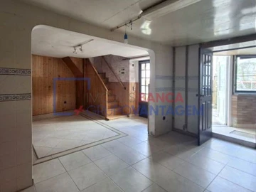 Moradia T3 para Venda em Santa Maria, São Pedro e Sobral da Lagoa