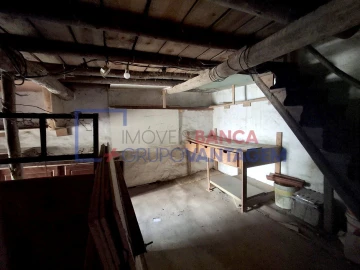 Moradia T3 para Venda em Santa Maria, São Pedro e Sobral da Lagoa