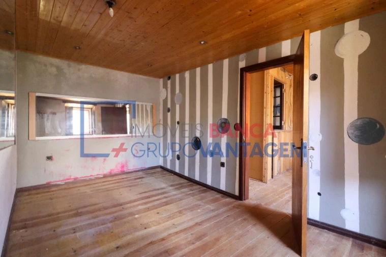 Moradia T2 para Venda em Santa Maria, São Pedro e Sobral da Lagoa Foto 13