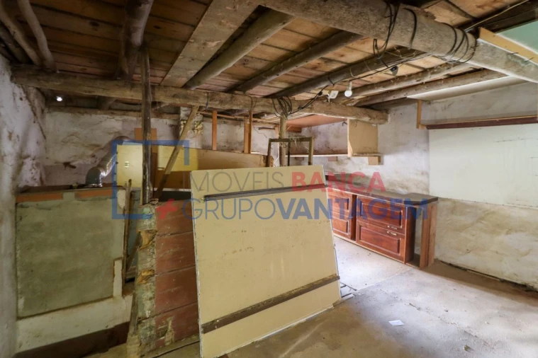 Moradia T2 para Venda em Santa Maria, São Pedro e Sobral da Lagoa Foto 25