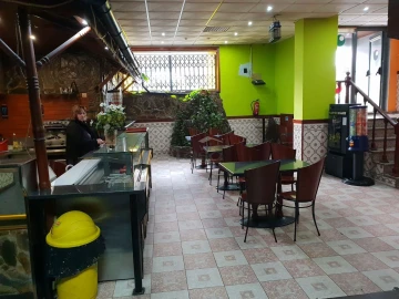 Loja para Arrendamento em Mafamude e Vilar do Paraíso