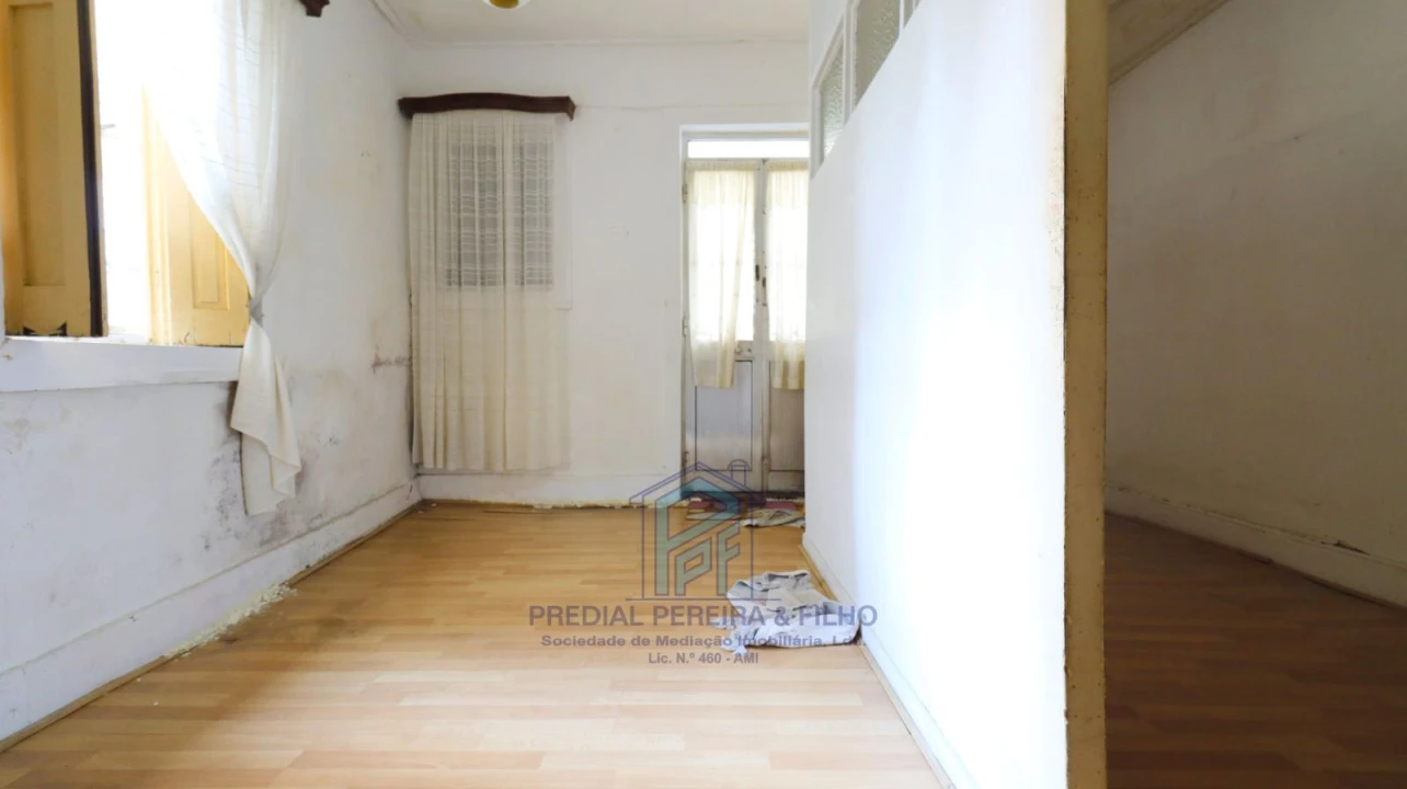 Moradia T1 para Venda em Rio Tinto Foto 8