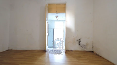 Moradia T1 para Venda em Rio Tinto