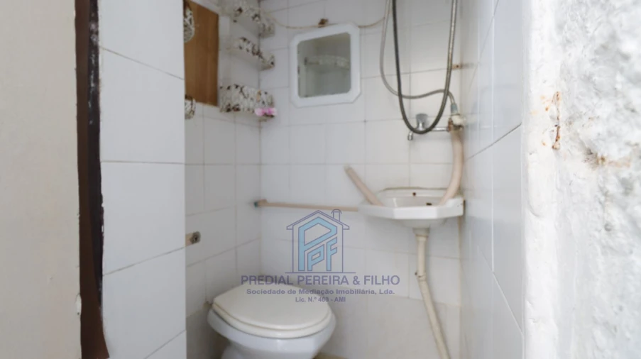 Moradia T1 para Venda em Rio Tinto Foto 16