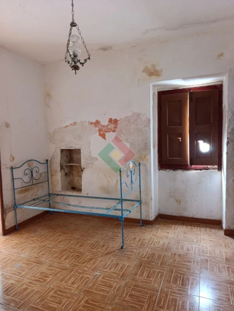 Moradia T3 para Venda em Alpalhão