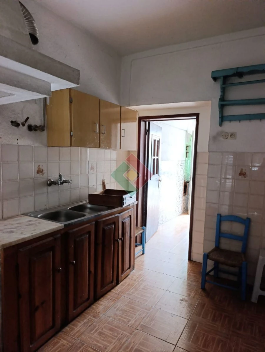 Moradia T3 para Venda em Alpalhão Foto 4