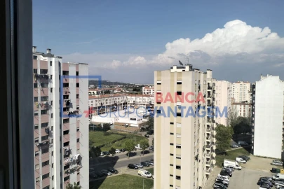 Apartamento T3 para Venda em Carregado e Cadafais