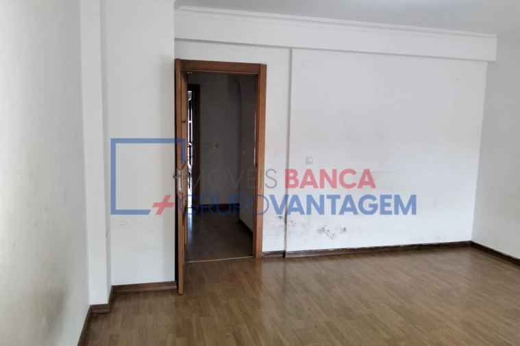 Apartamento T3 para Venda em Carregado e Cadafais Foto 20