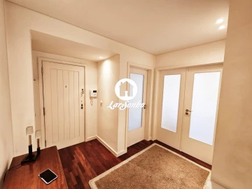 Apartamento T3 para Venda em Ramalde