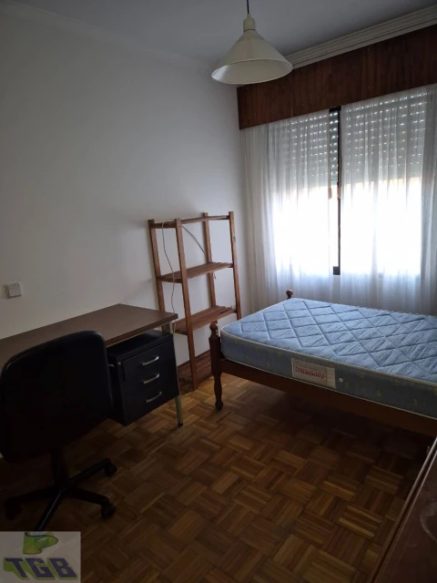 Apartamento T3 para Venda em Glória e Vera Cruz