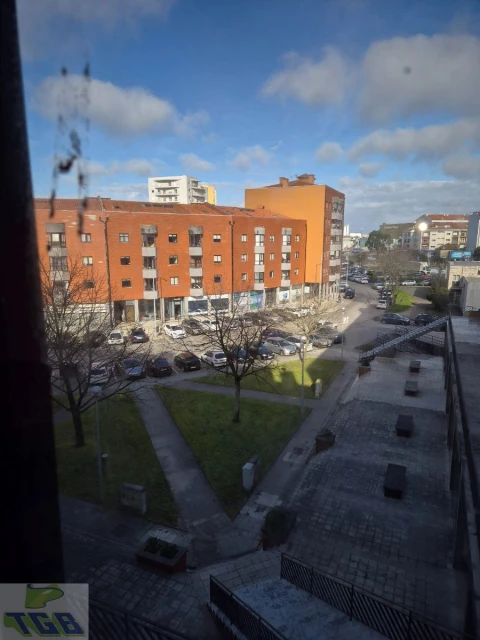 Apartamento T3 para Venda em Glória e Vera Cruz